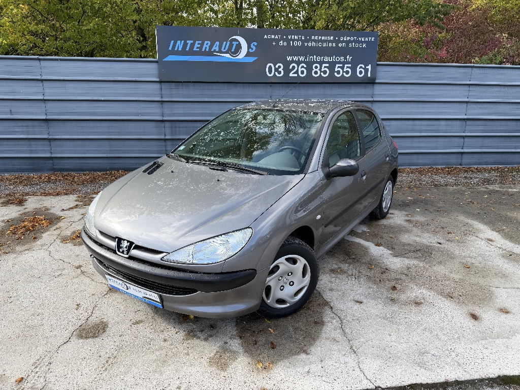 PEUGEOT 206