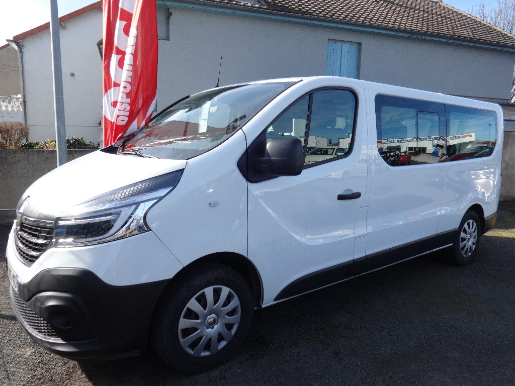 RENAULT TRAFIC COMBI