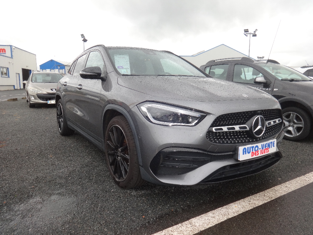 MERCEDES GLA