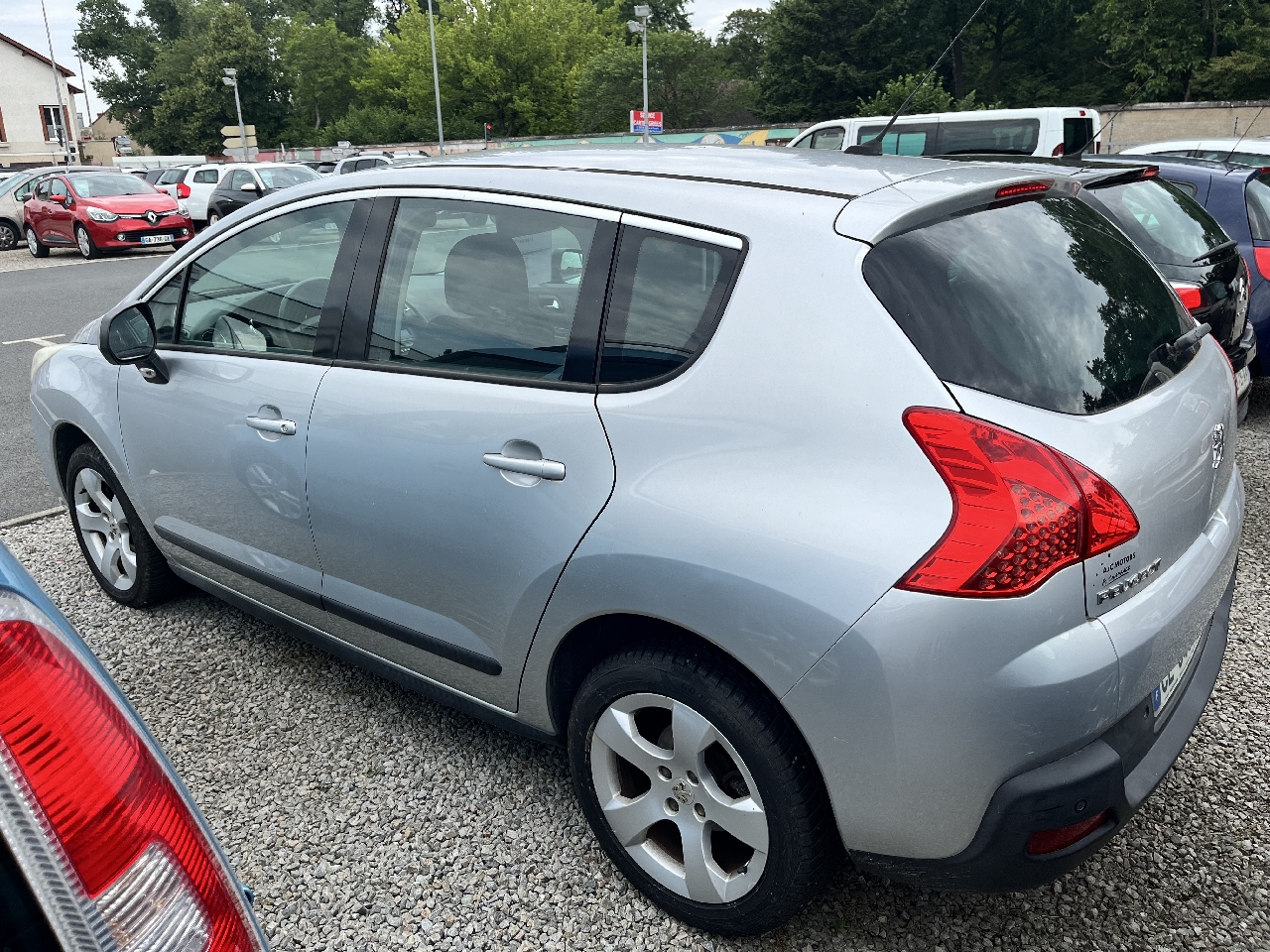 PEUGEOT 3008 - vue 1