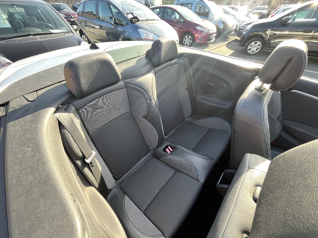 RENAULT MEGANE III CC - vue 1