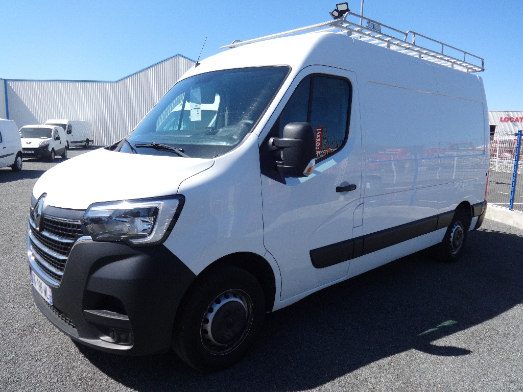 RENAULT MASTER FOURGON - vue 1