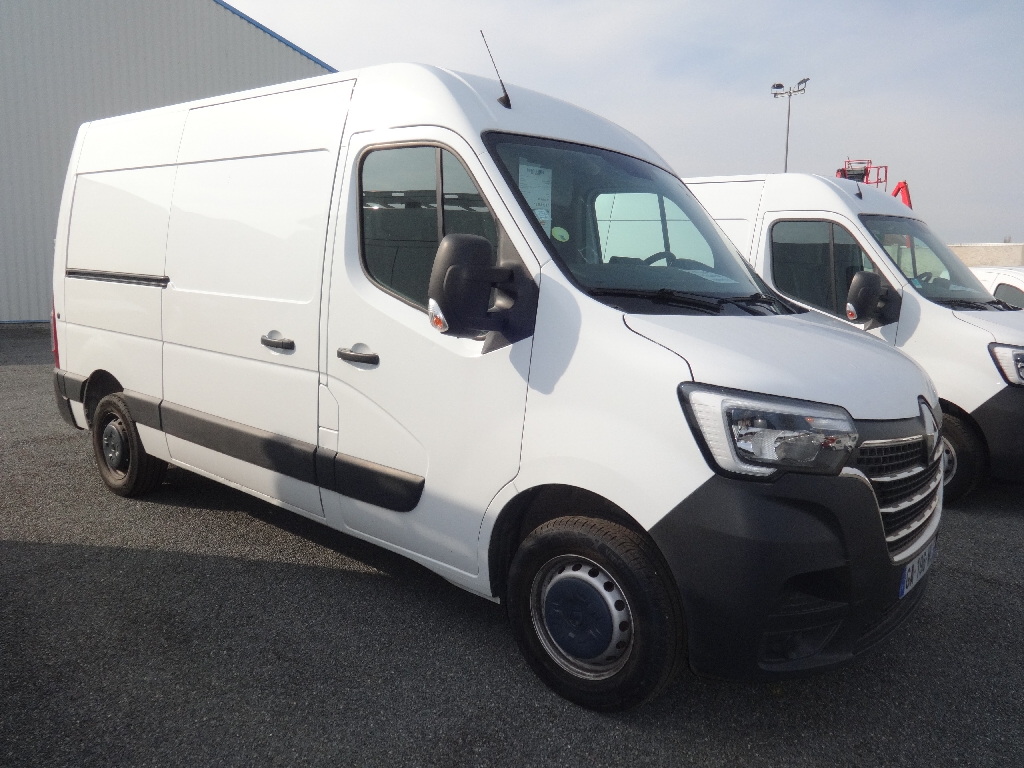 RENAULT MASTER FOURGON - vue 1