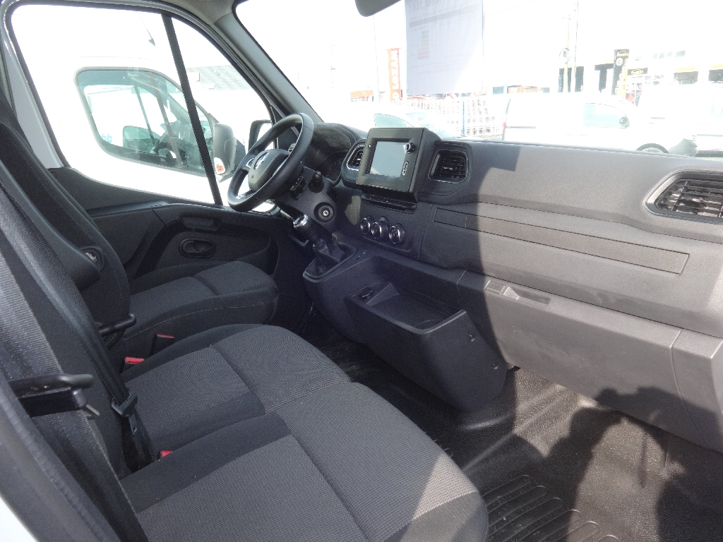 RENAULT MASTER FOURGON - vue 1