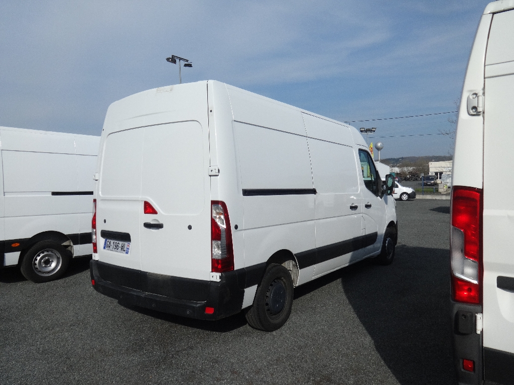 RENAULT MASTER FOURGON - vue 1