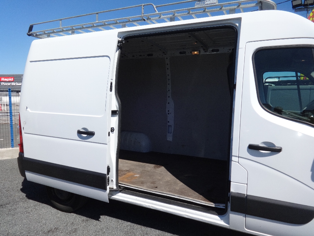 RENAULT MASTER FOURGON - vue 1