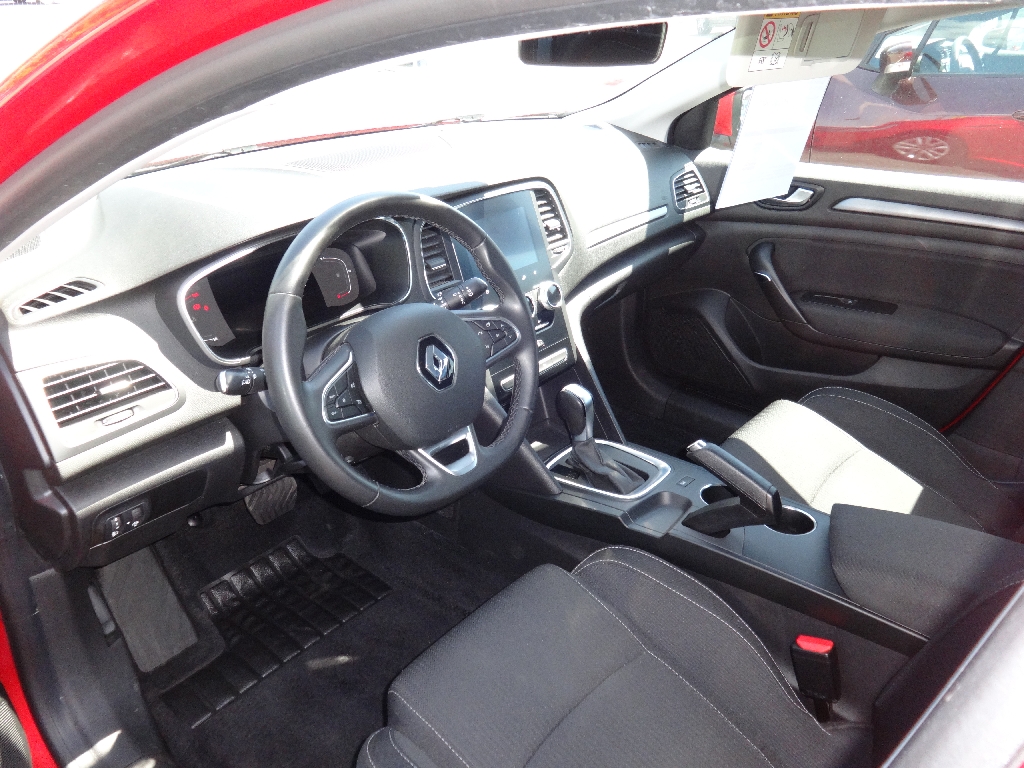 RENAULT MEGANE IV - vue 1