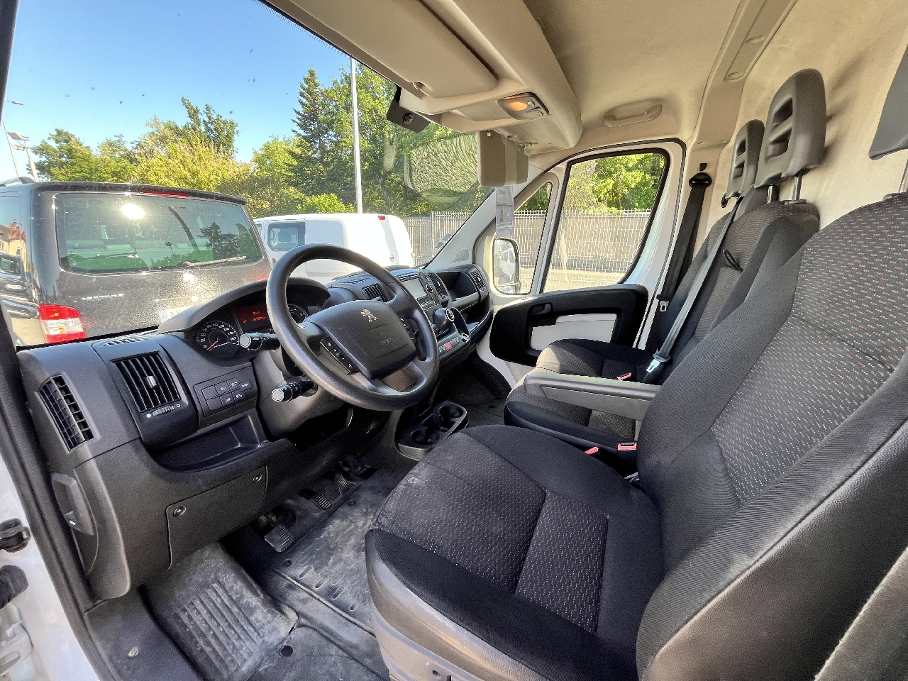 PEUGEOT BOXER FOURGON - vue 1