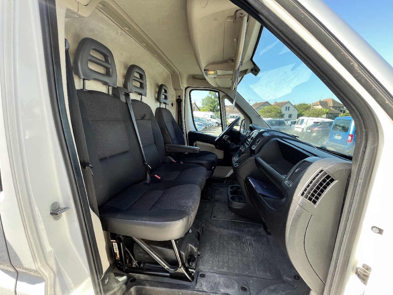 PEUGEOT BOXER FOURGON - vue 1