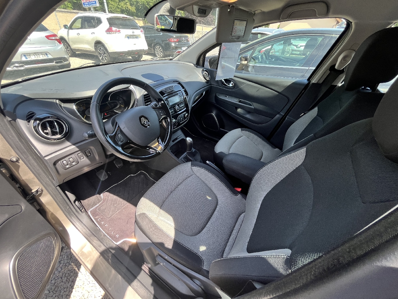 RENAULT CAPTUR - vue 1