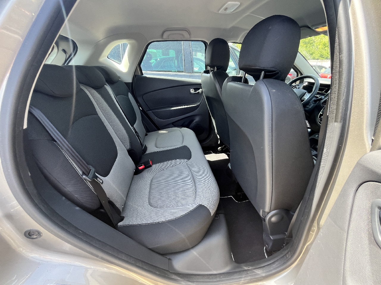 RENAULT CAPTUR - vue 1