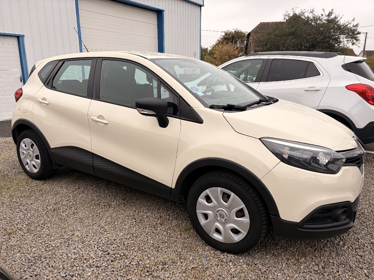 RENAULT CAPTUR - vue 1