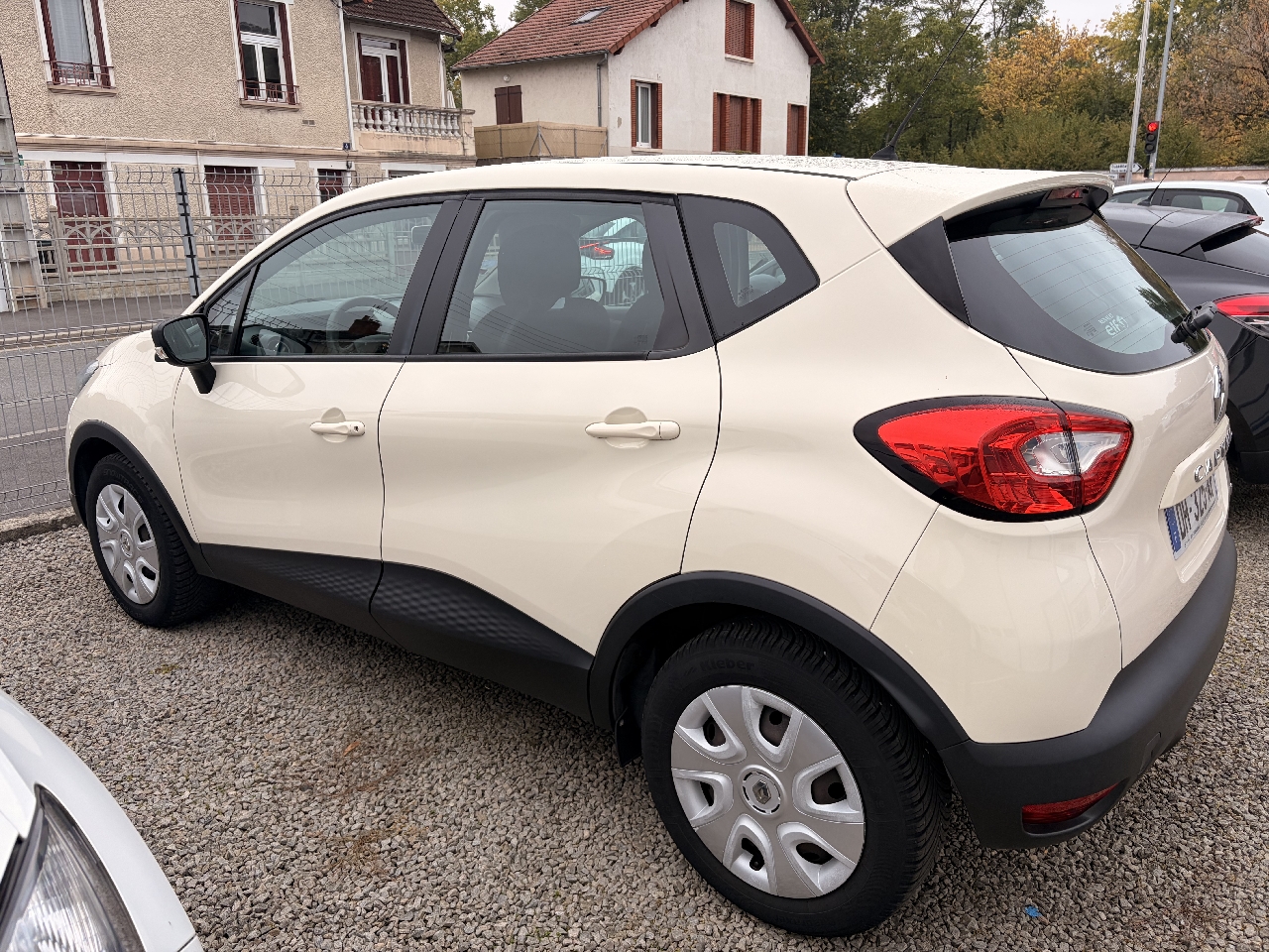 RENAULT CAPTUR - vue 1