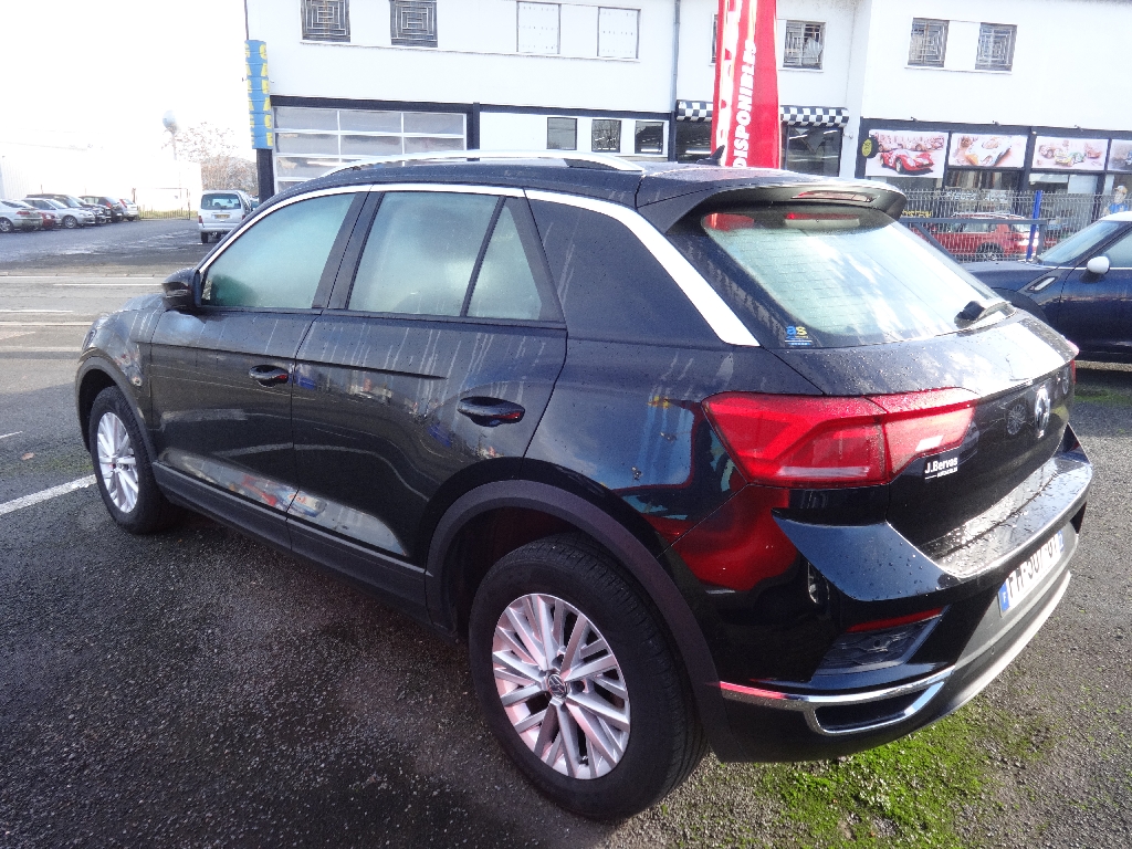 VOLKSWAGEN T-ROC - vue 1