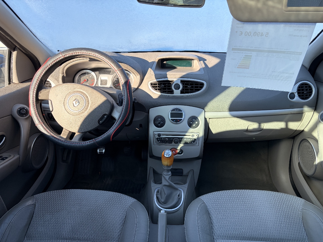 RENAULT CLIO III - vue 1