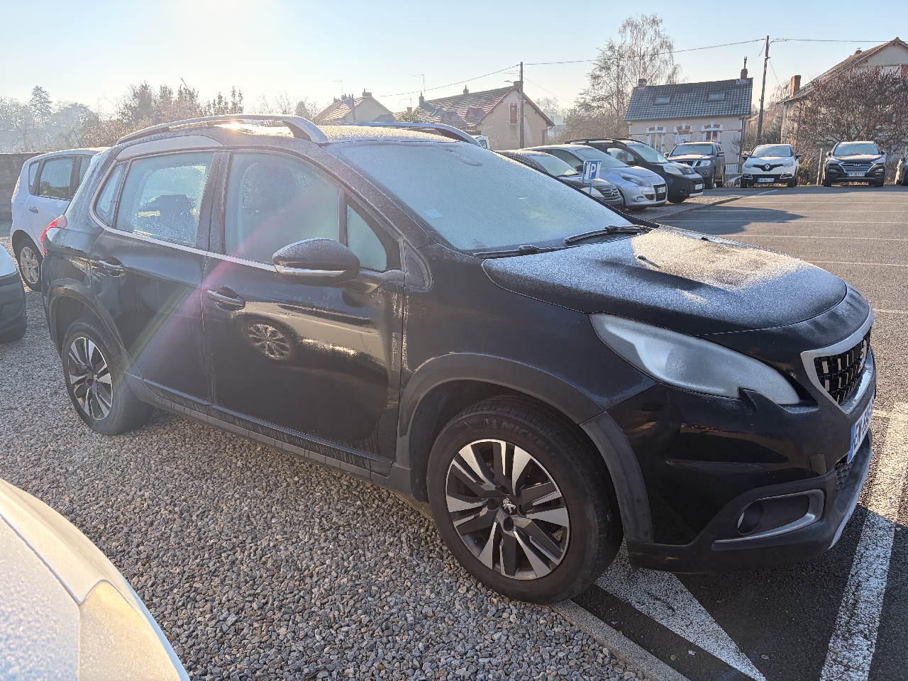 PEUGEOT 2008 - vue 1