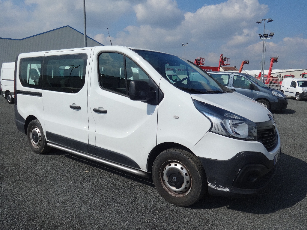 RENAULT TRAFIC PASSENGER - vue 1