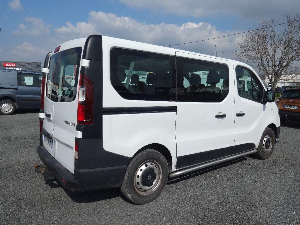 RENAULT TRAFIC PASSENGER - vue 1