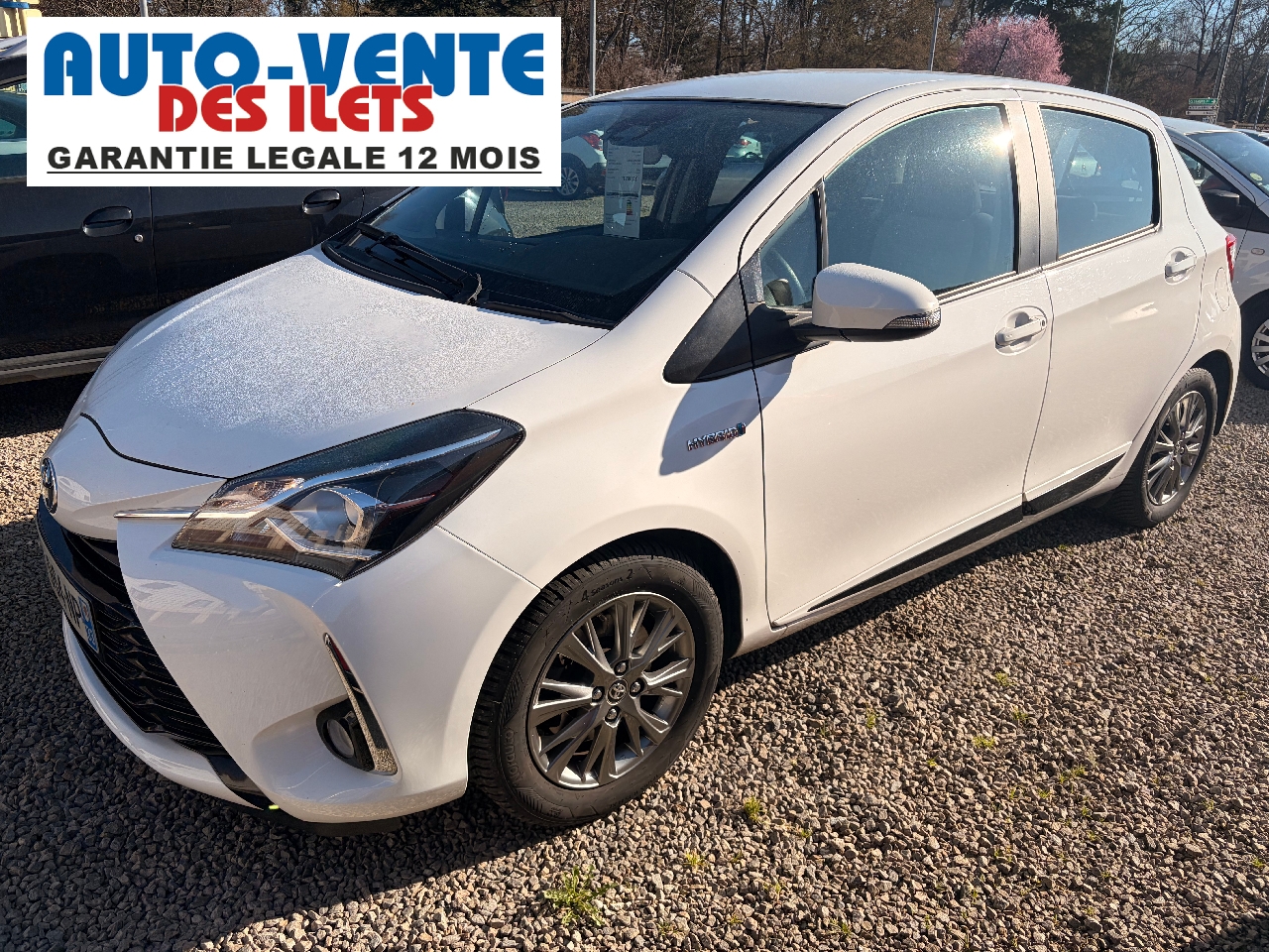 TOYOTA YARIS HYBRIDE