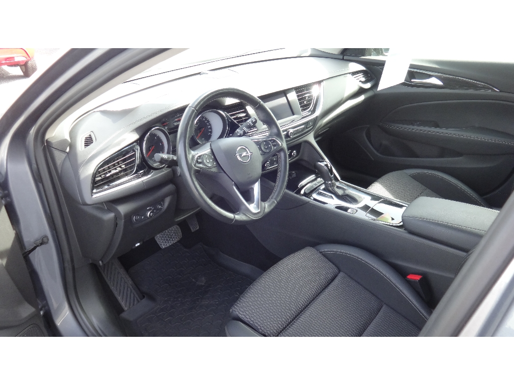 OPEL INSIGNIA SPORTS TOURER - vue 1