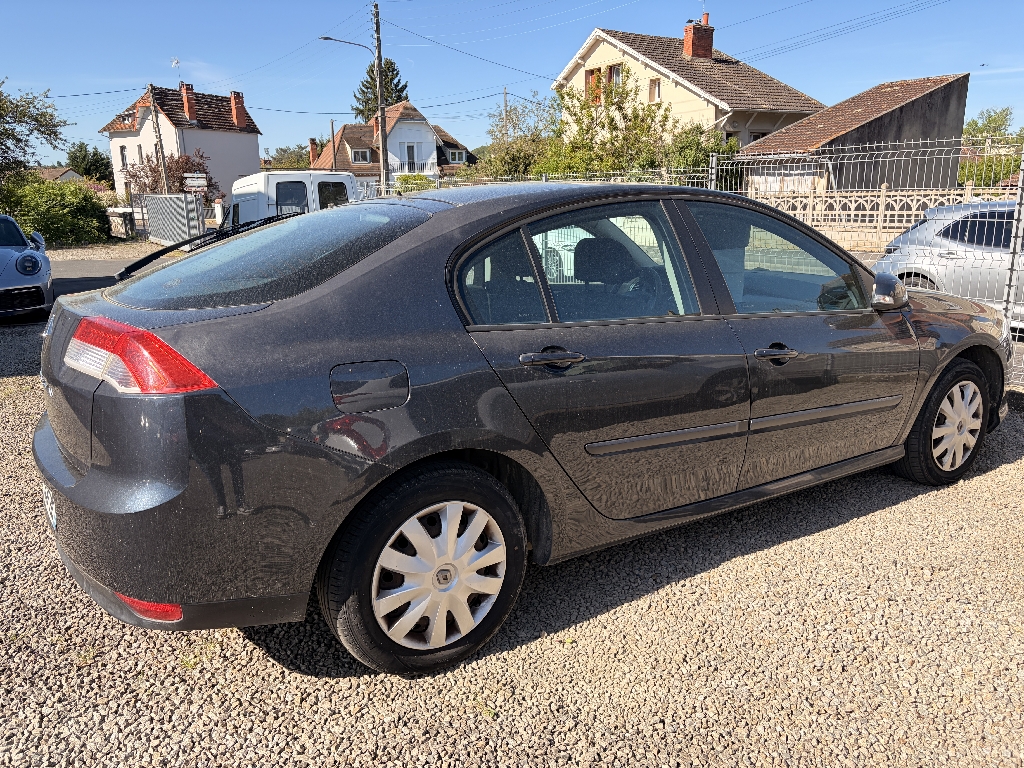 RENAULT LAGUNA III - vue 1