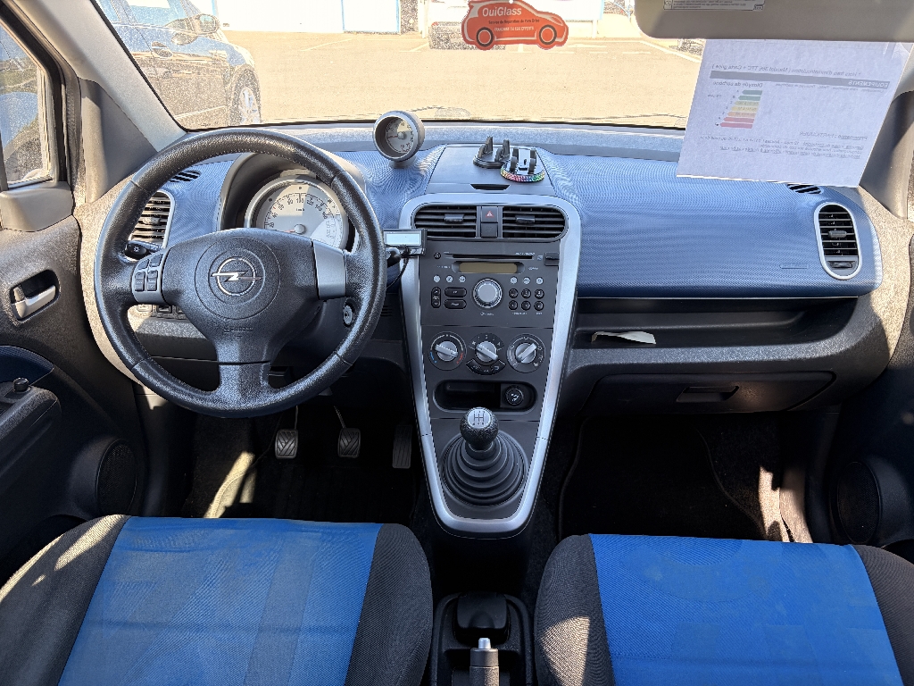 OPEL AGILA - vue 1