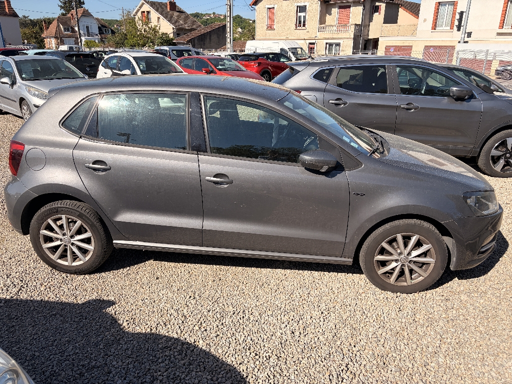 VOLKSWAGEN POLO - vue 1