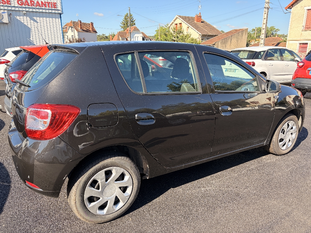 DACIA SANDERO - vue 1