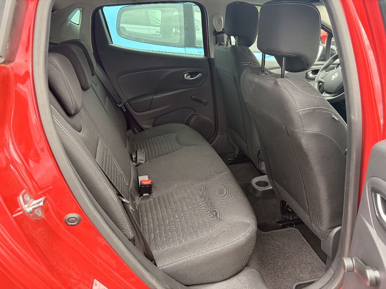 RENAULT CLIO IV - vue 1