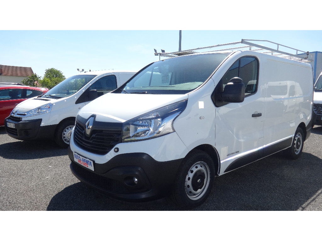 RENAULT TRAFIC FOURGON
