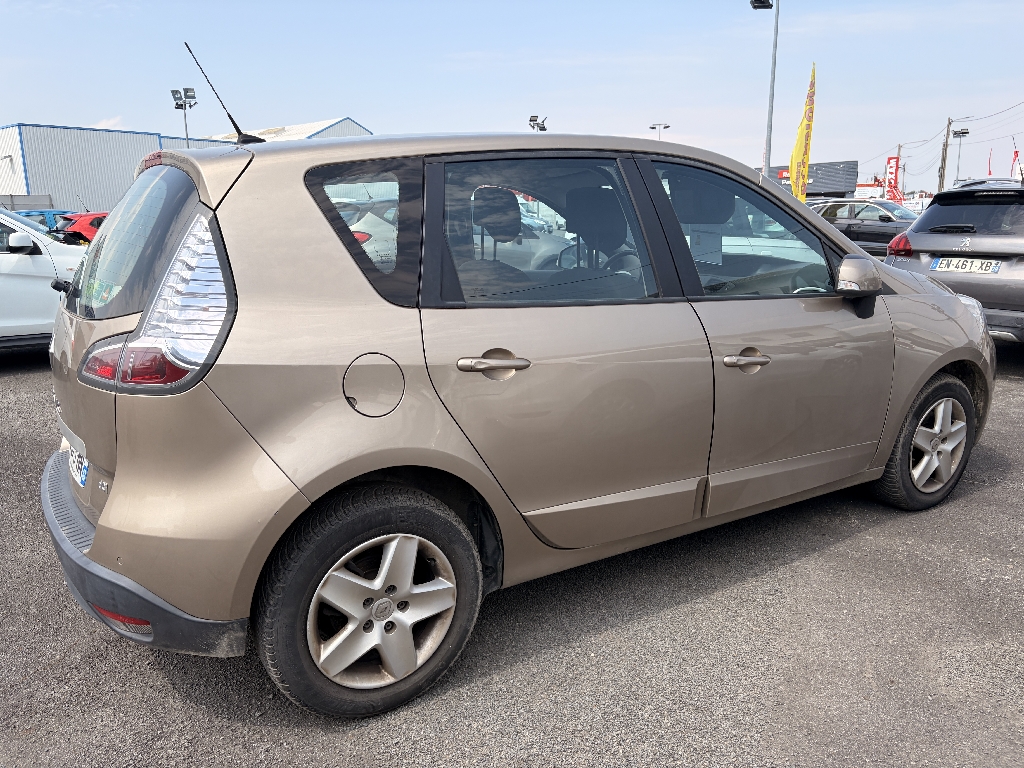 RENAULT SCENIC III - vue 1