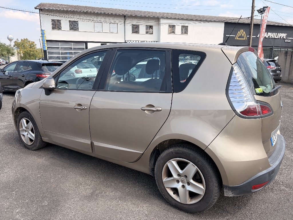 RENAULT SCENIC III - vue 1