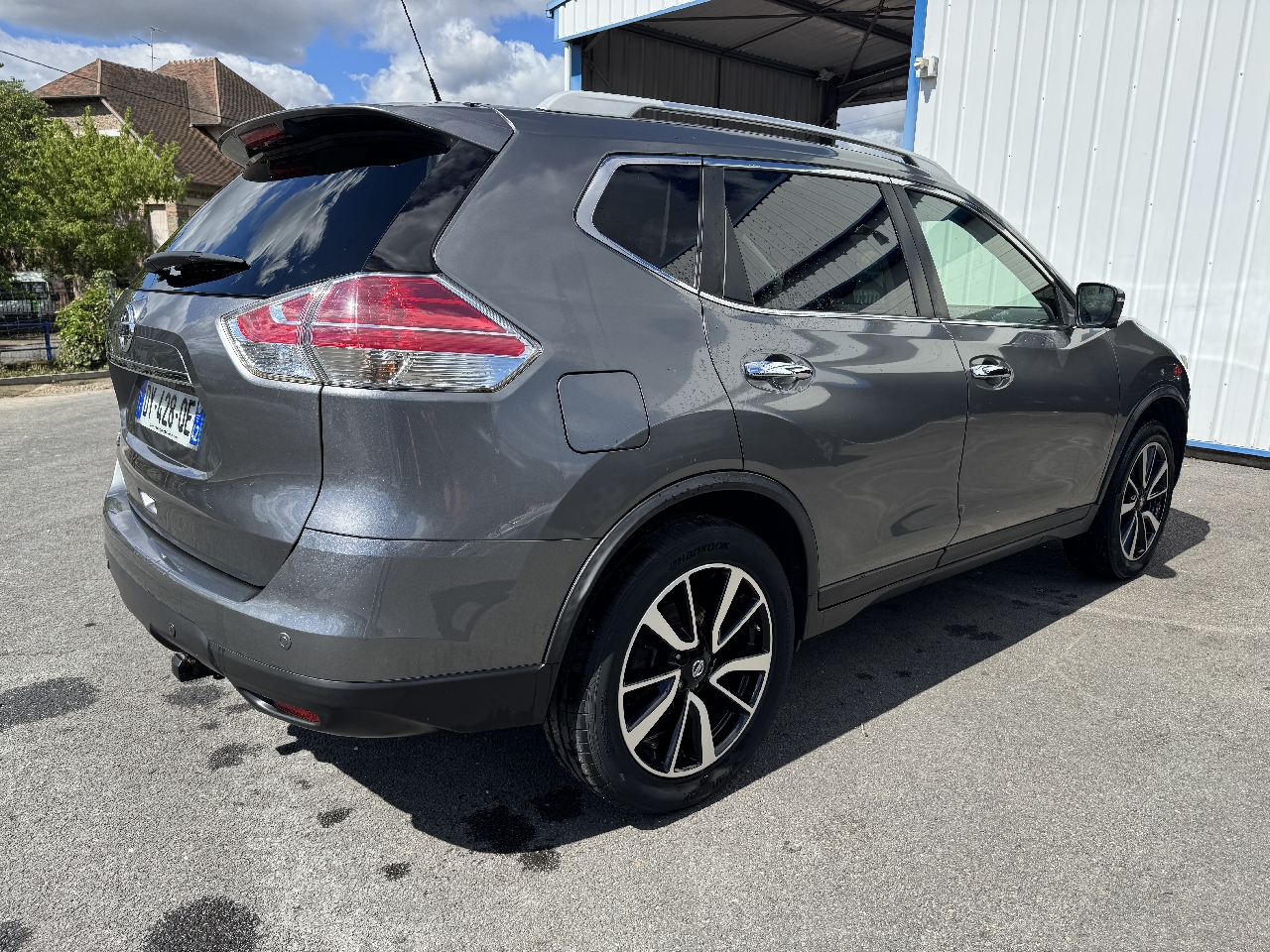 NISSAN X-TRAIL - vue 1