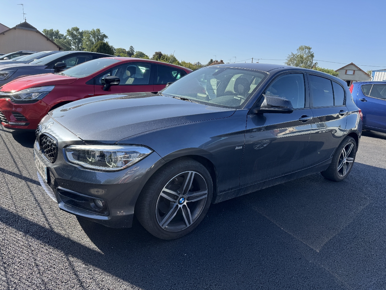 BMW SERIE 1 - vue 1