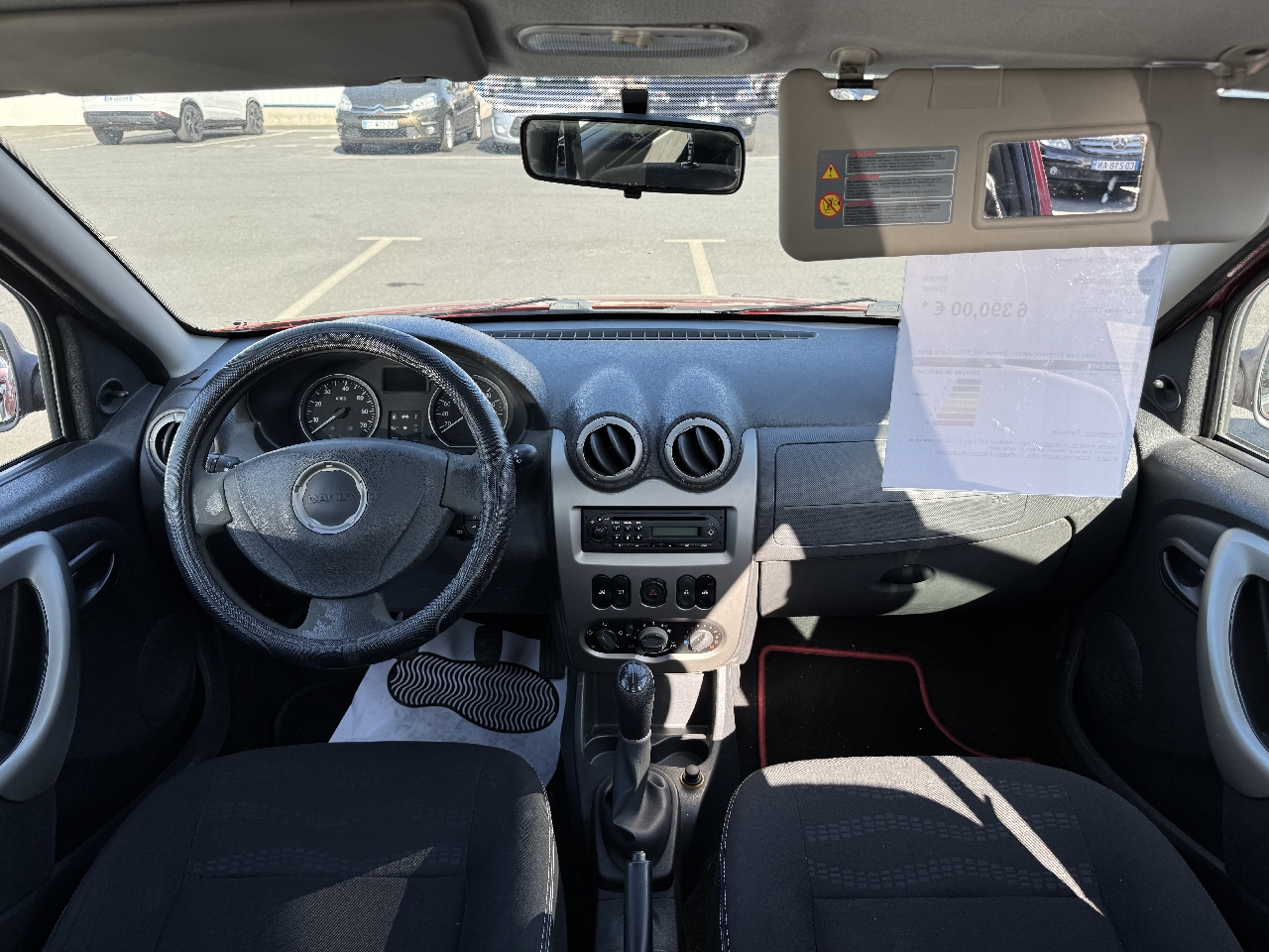 DACIA SANDERO - vue 1