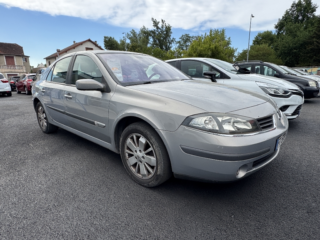 RENAULT LAGUNA II - vue 1