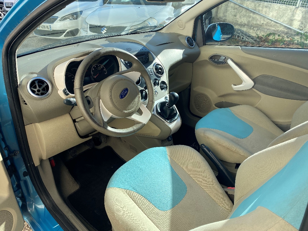 FORD KA - vue 1