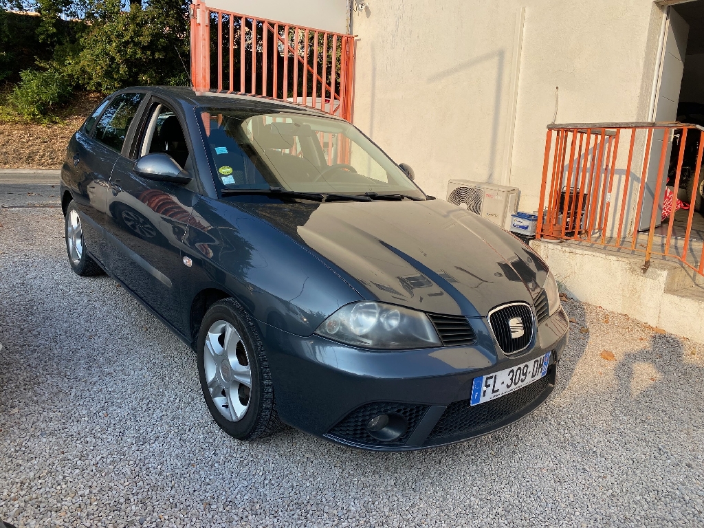 SEAT IBIZA