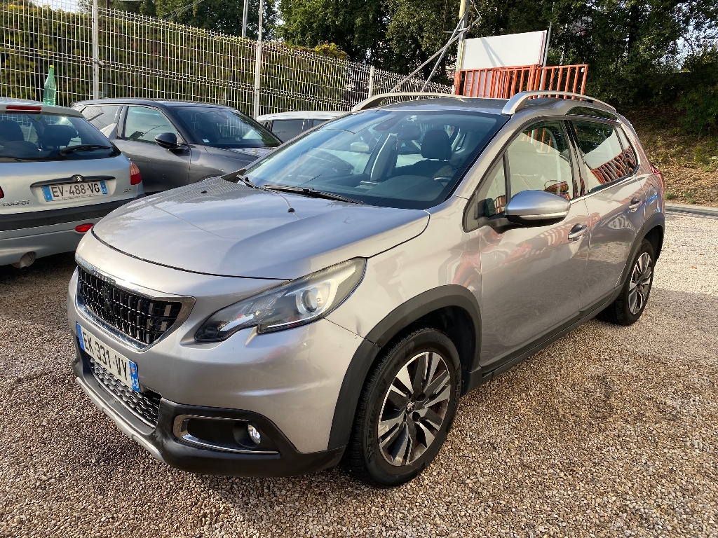 PEUGEOT 2008