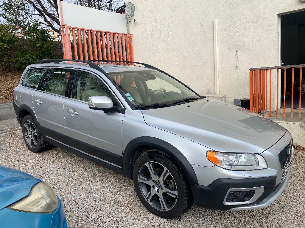 VOLVO XC70 - vue 1