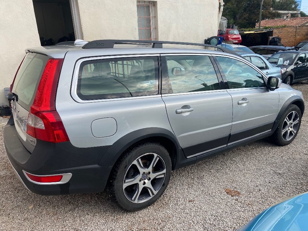 VOLVO XC70 - vue 1