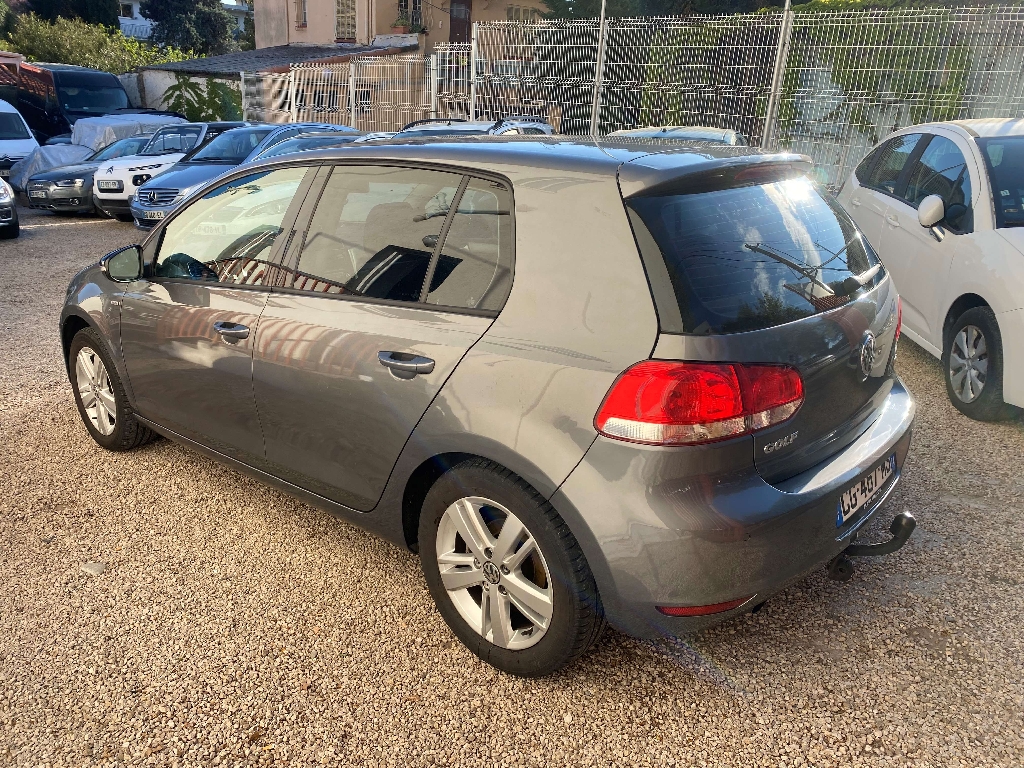 VOLKSWAGEN GOLF - vue 1