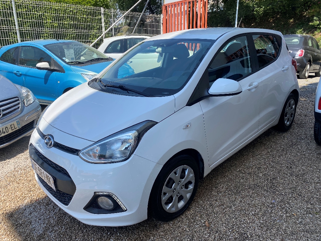 HYUNDAI I10