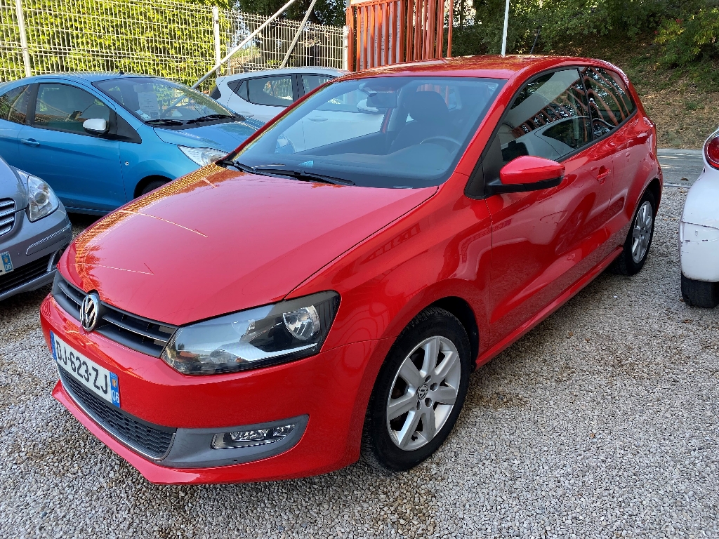 VOLKSWAGEN POLO