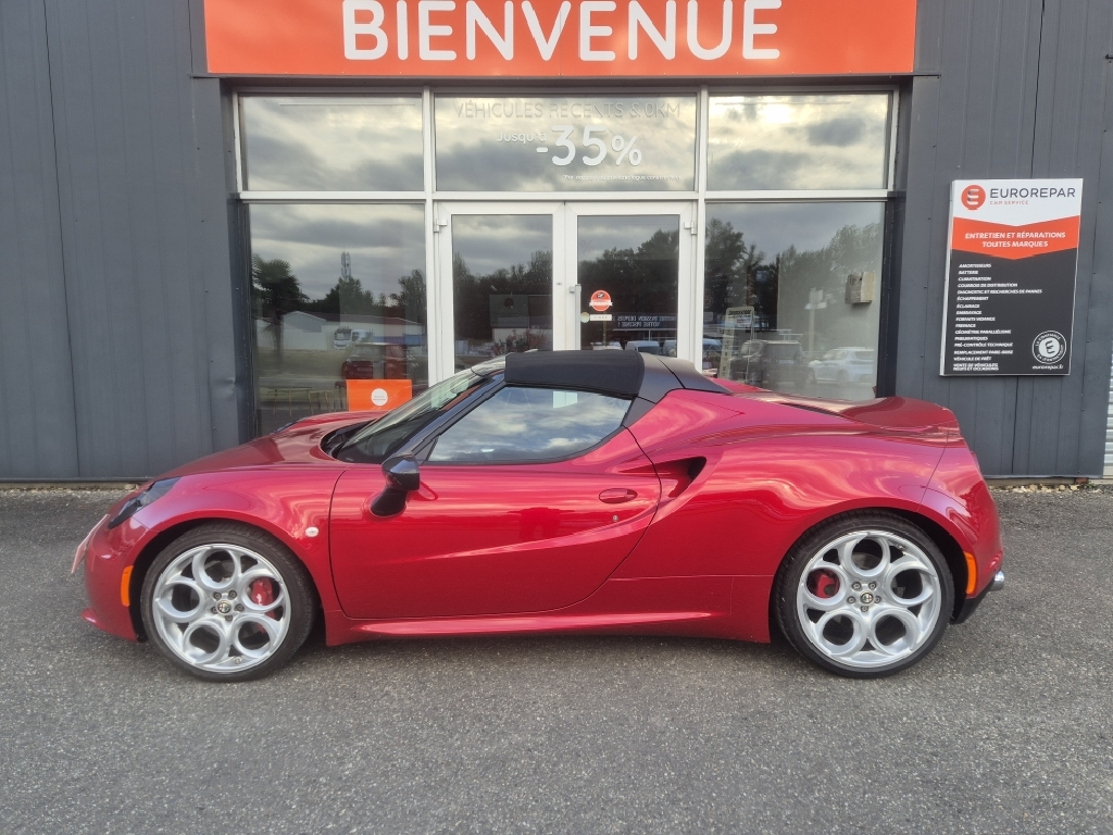 ALFA ROMEO 4C SPIDER