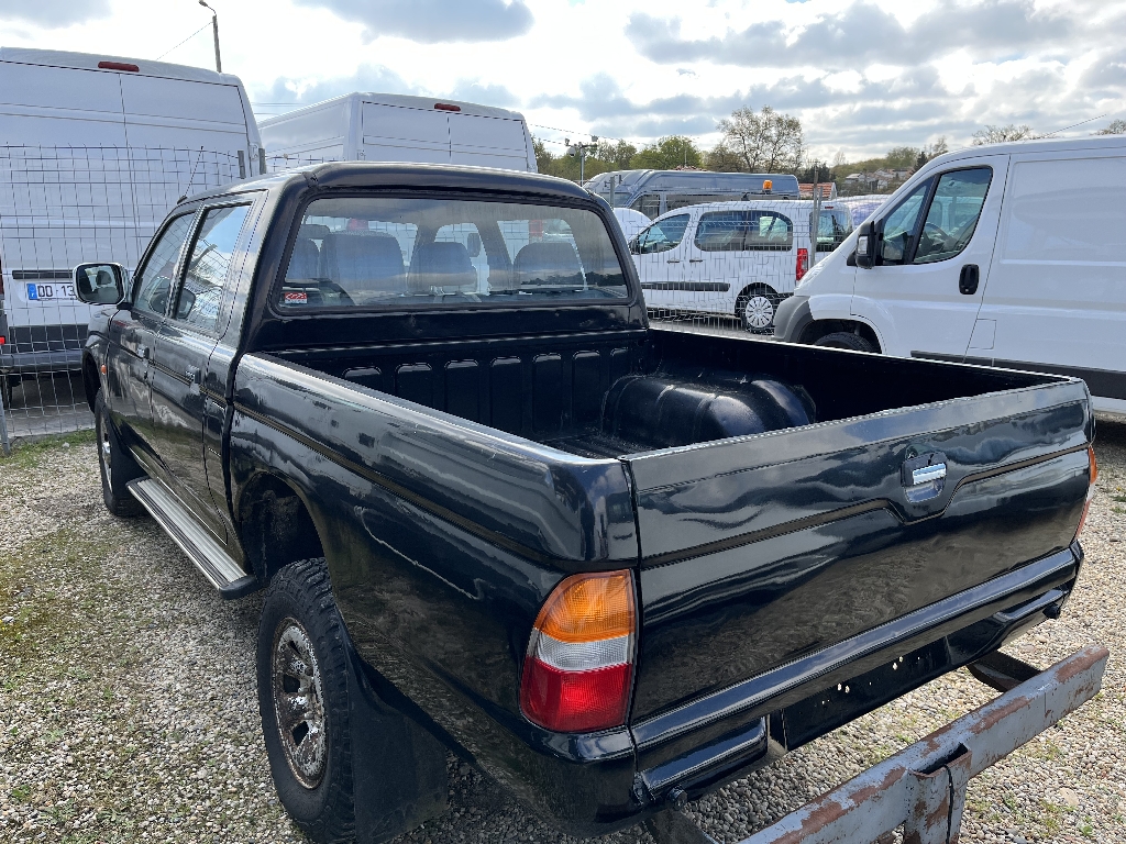 MITSUBISHI L200  - vue 1