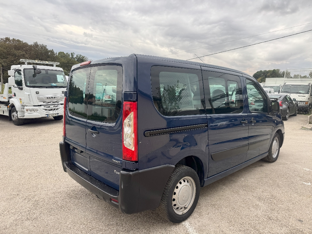 PEUGEOT EXPERT TEPEE - vue 1