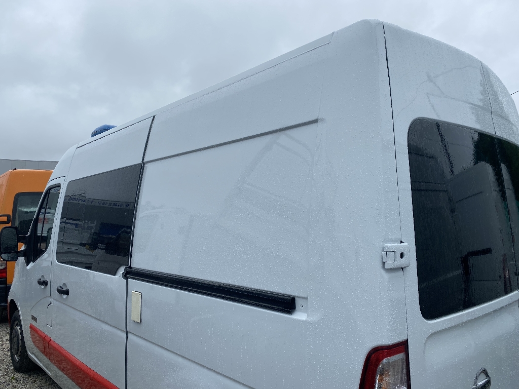 NISSAN NV400 - vue 1