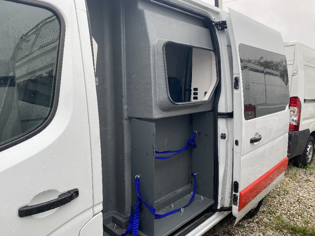 NISSAN NV400 - vue 1