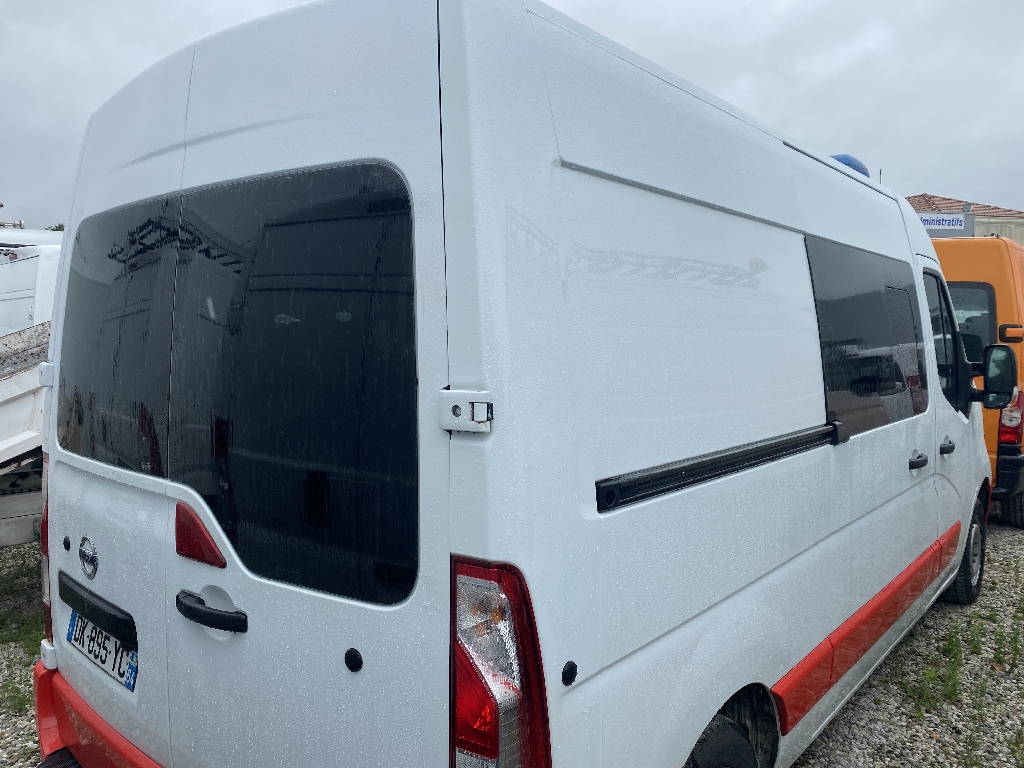 NISSAN NV400 - vue 1